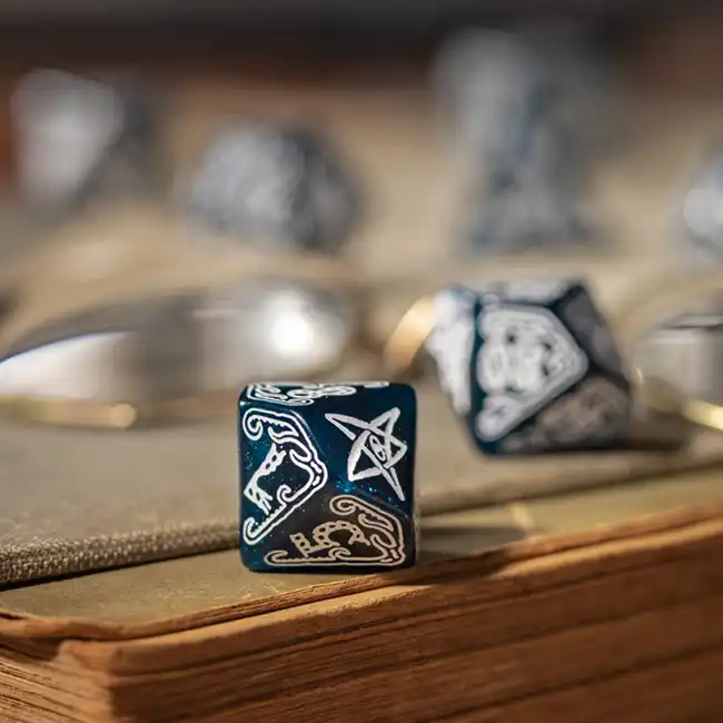 Call of Cthulhu: Abyssal & White Dice Set (7) - Afbeelding 3